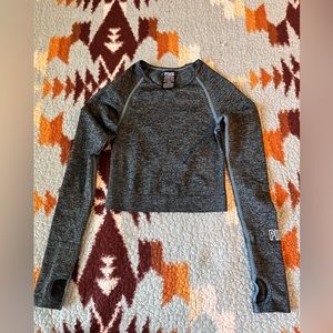 PINK Workout Cropped Long-Sleeve